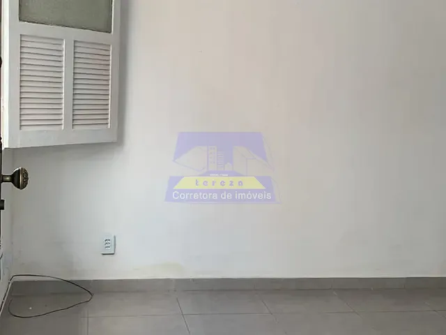 Casa 4 quartos e 2 banheiros, para alugar, no bairro Centro em Itabira