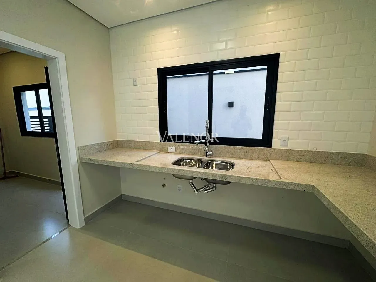 Casa, 3 quartos, 240 m² - Foto 7