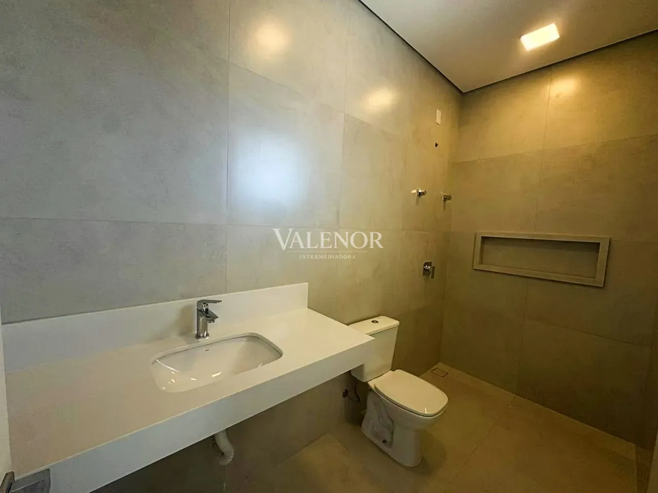 Casa, 3 quartos, 240 m² - Foto 32