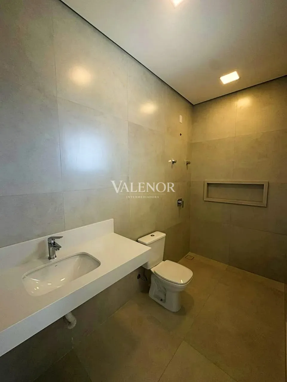 Casa, 3 quartos, 240 m² - Foto 34
