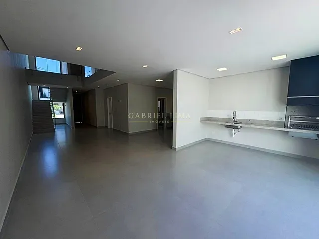 Casa com 240m² 3 quartos e 5 banheiros, à venda, no bairro Loteamento Reserva Ermida em Jundiaí