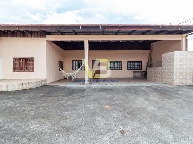Casa com 356m² 3 quartos e 2 banheiros, à venda, no bairro Canoas em Pontal do Paraná