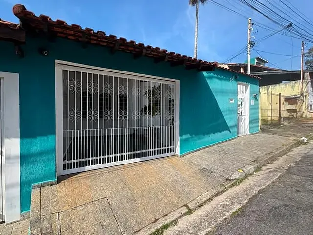 Casa 3 quartos e 3 banheiros, para alugar, no bairro Mogi Moderno em Mogi das Cruzes