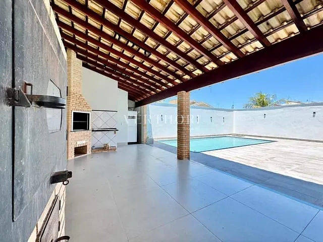 Casa com 500m² 6 quartos e 6 banheiros, à venda ou para alugar, no bairro Mediterrâneo em Londrina