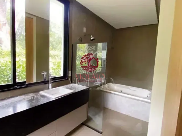 Casa com 500m² 4 quartos e 5 banheiros, para alugar, no bairro Várzea em Lagoa Santa