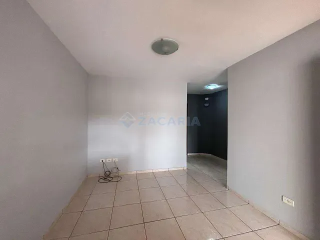 Casa 2 quartos e 1 banheiro, para alugar, no bairro Vila Nossa Senhora da Aparecida em Apucarana