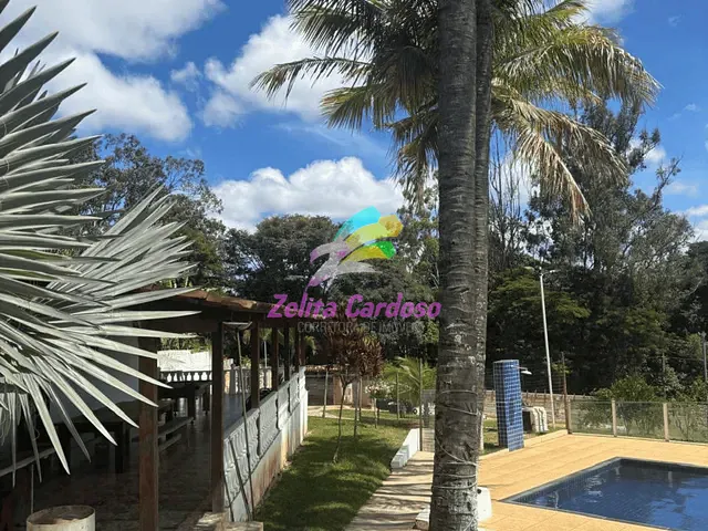 Sítio com 3000m² 8 quartos e 6 banheiros, à venda, no bairro Condomínio Vale do Ouro em Ribeirão das Neves