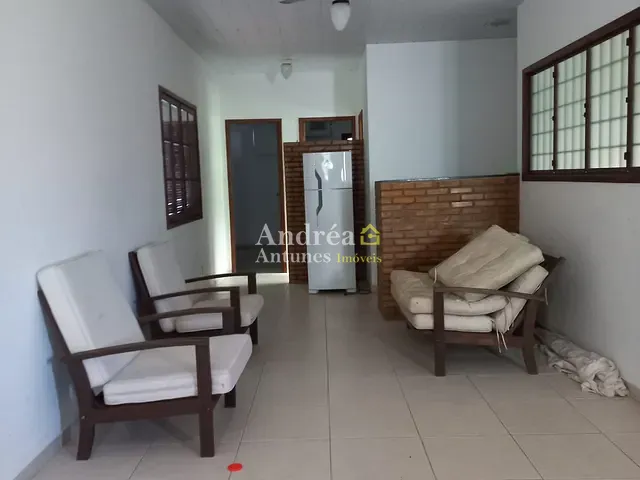 Casa com 600m² 4 quartos e 3 banheiros, à venda, no bairro Vila Nova em Cabo Frio