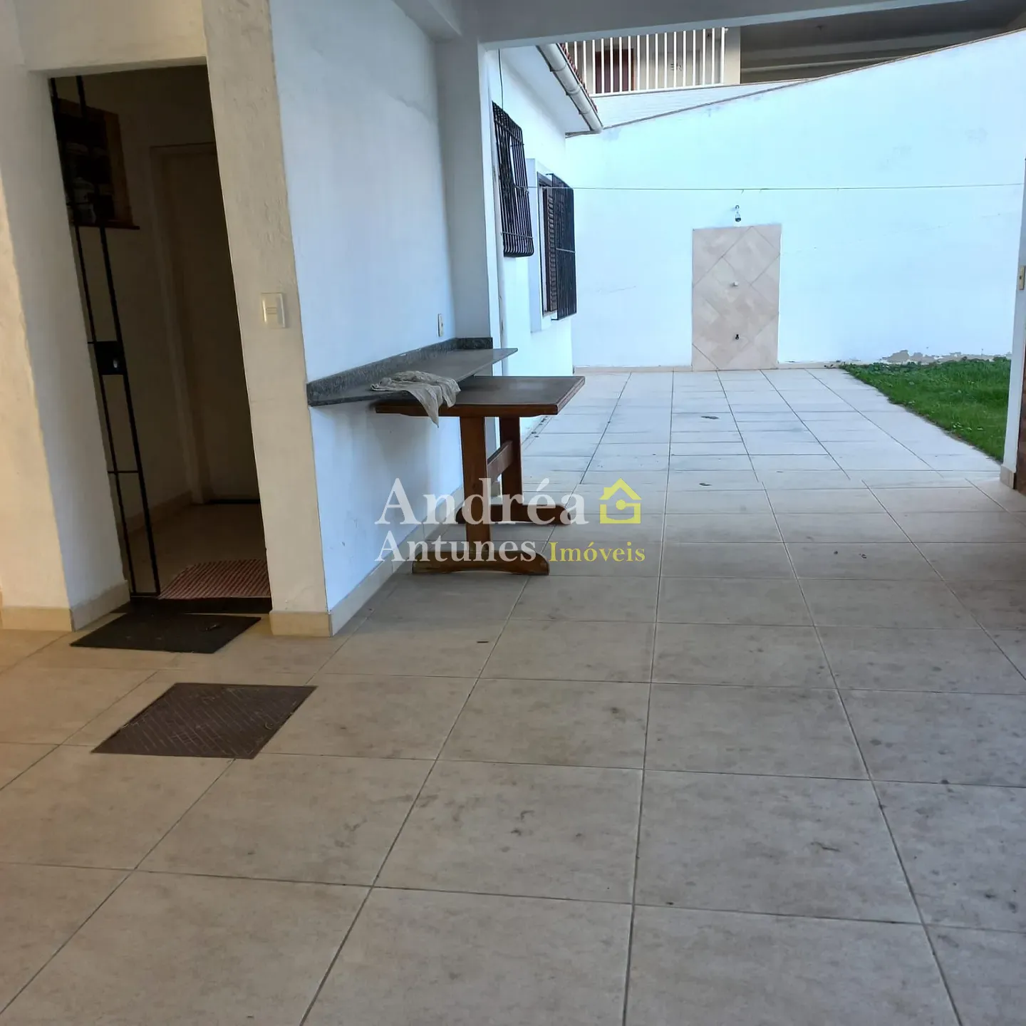Casa, 4 quartos, 250 m² - Foto 2
