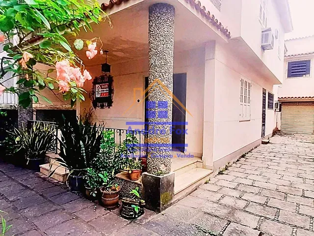 Casa com 226m² 3 quartos e 3 banheiros, à venda, no bairro Grajaú em Rio de Janeiro