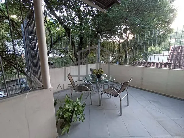 Casa com 290m² 6 quartos e 4 banheiros, à venda, no bairro Jucutuquara em Vitória