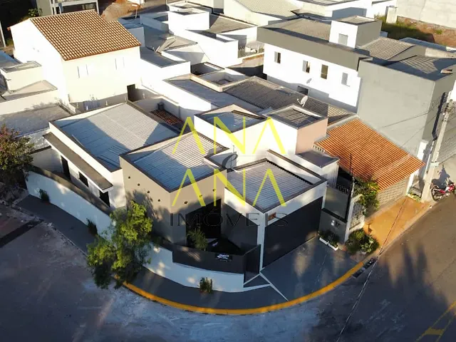 Casa 3 quartos e 3 banheiros, à venda, no bairro Residencial Piemonte em Bragança Paulista