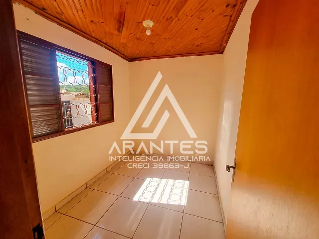 Casa 4 quartos e 2 banheiros, à venda, no bairro Cristiano de Carvalho em Barretos