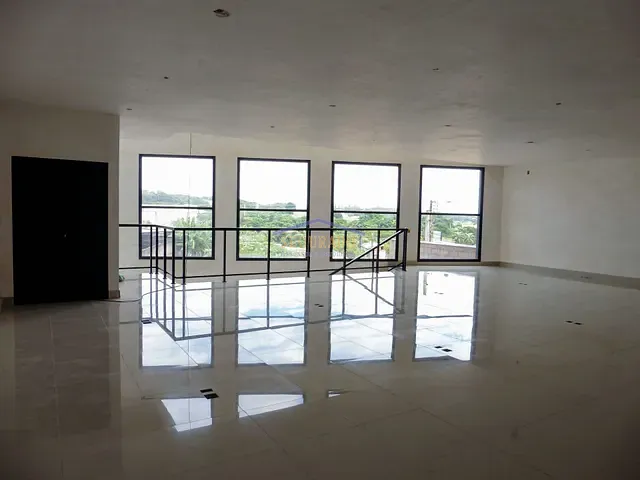 Casa com 284m² 3 quartos e 5 banheiros, à venda, no bairro Jardim Myrian Moreira da Costa em Campinas