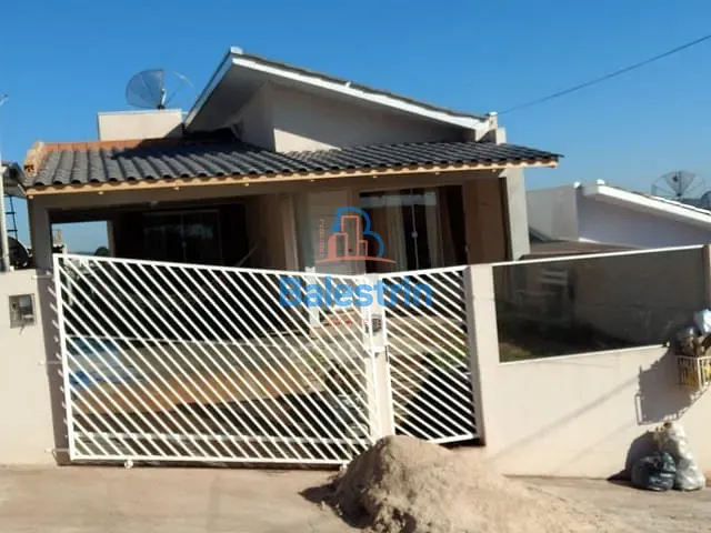 Casa 2 quartos e 1 banheiro, à venda, no bairro Das Nações em Fraiburgo
