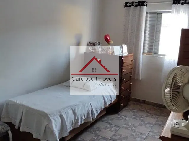 Casa com 150m² 3 quartos e 2 banheiros, à venda, no bairro Jardim Moreira em Guarulhos