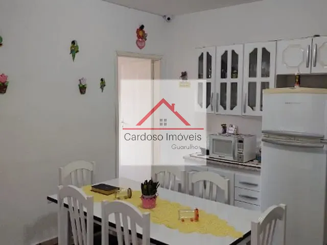 Casa com 150m² 3 quartos e 2 banheiros, à venda, no bairro Jardim Moreira em Guarulhos
