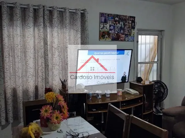 Casa com 150m² 3 quartos e 2 banheiros, à venda, no bairro Jardim Moreira em Guarulhos