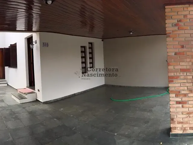 Casa com 204m² 3 quartos e 3 banheiros, à venda, no bairro Jardim Santa Maria em Jacareí