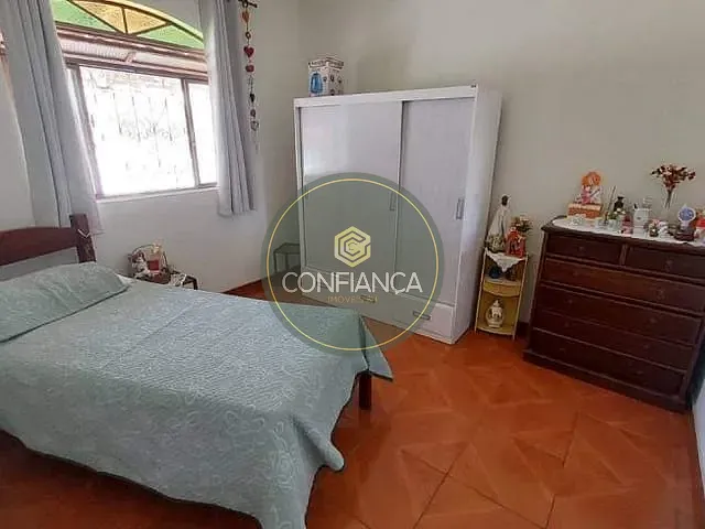 Casa com 360m² 3 quartos e 1 banheiro, à venda, no bairro Santa Inês em Belo Horizonte