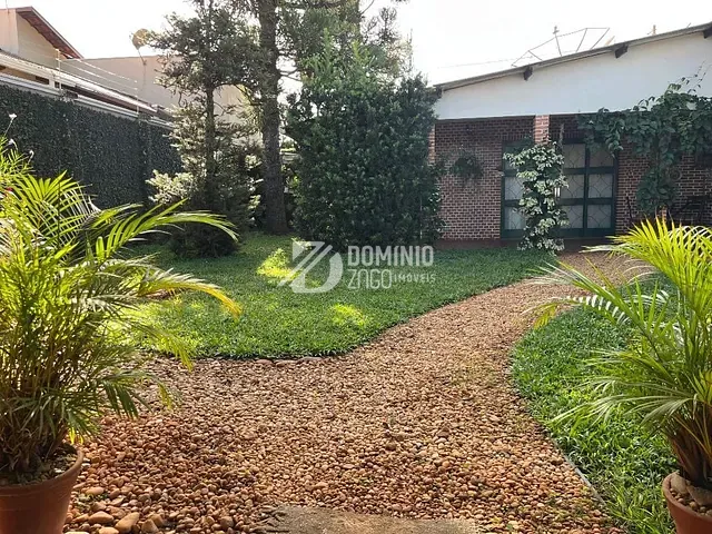 Casa com 680m² 4 quartos e 3 banheiros, à venda, no bairro Jardim Induberaba em Uberaba