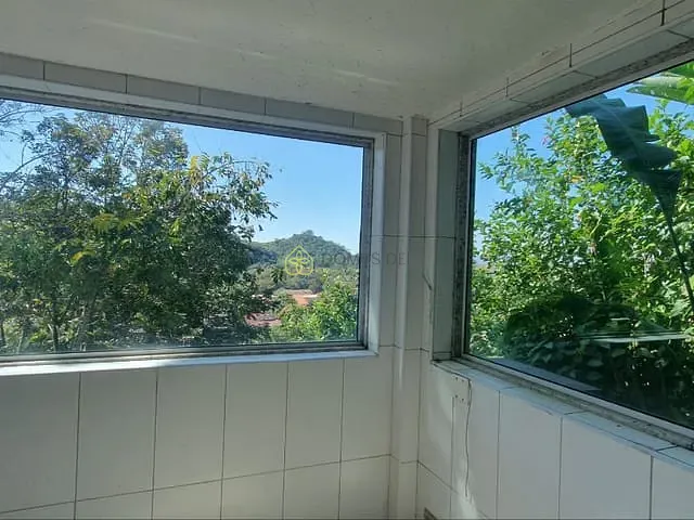 Casa com 80m² 2 quartos e 2 banheiros, à venda, no bairro Penedo em Itatiaia
