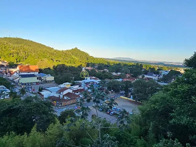 Casa com 80m² 2 quartos e 2 banheiros, à venda, no bairro Penedo em Itatiaia