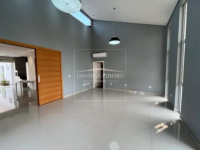 Casa com 798m² 4 quartos e 5 banheiros, à venda, no bairro Esperança em Londrina