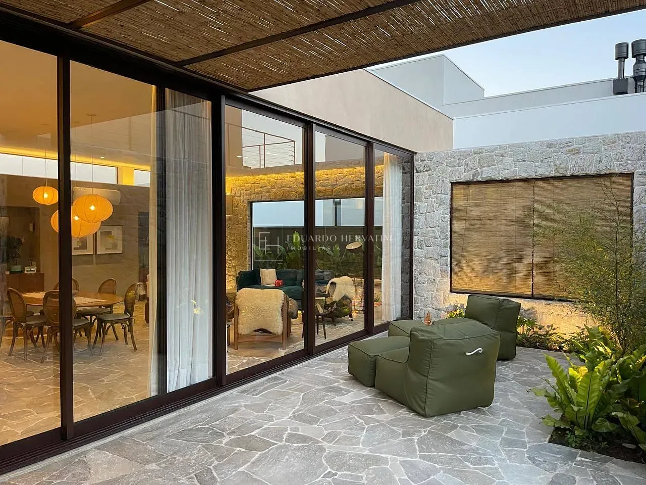 Casa, 3 quartos, 352 m² - Foto 23