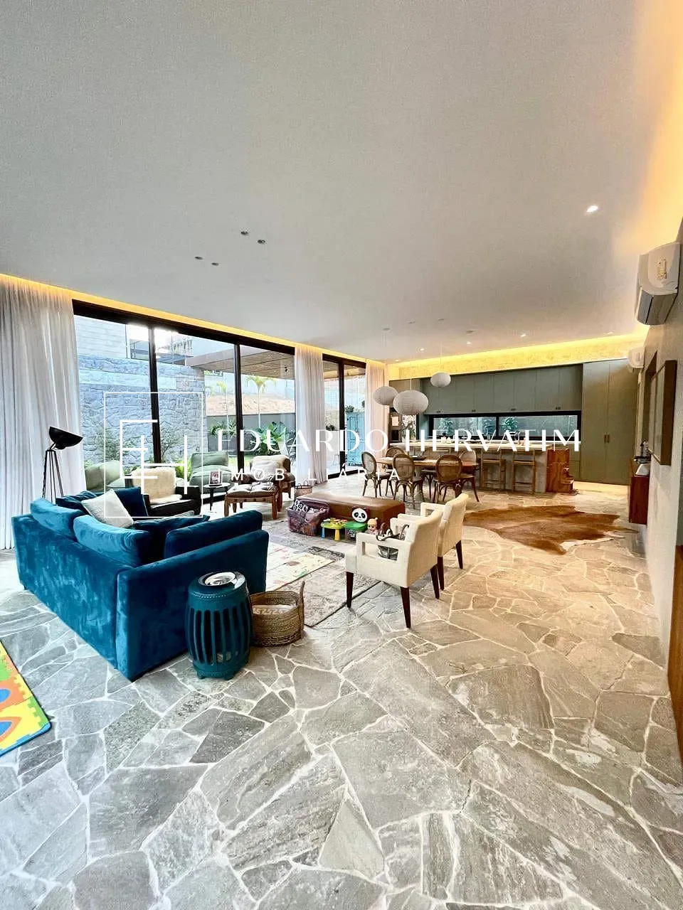 Casa, 3 quartos, 352 m² - Foto 1