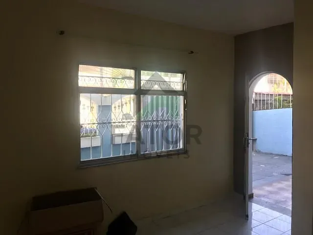 Casa com 200m² 4 quartos e 4 banheiros, à venda, no bairro Grande Rio em São João de Meriti