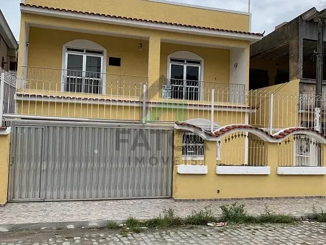 Casa com 200m² 4 quartos e 4 banheiros, à venda, no bairro Grande Rio em São João de Meriti