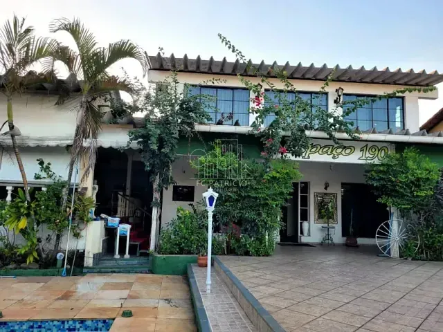 Casa com 250m² 5 quartos e 2 banheiros, à venda, no bairro Colubande em São Gonçalo