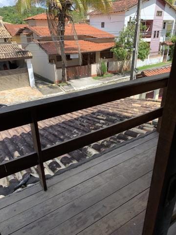 https://static.arboimoveis.com.br/CA0026_FLEXIM/casa-quartos-com-suites-em-condominio-itaipu1621348241066jcuxi.jpg