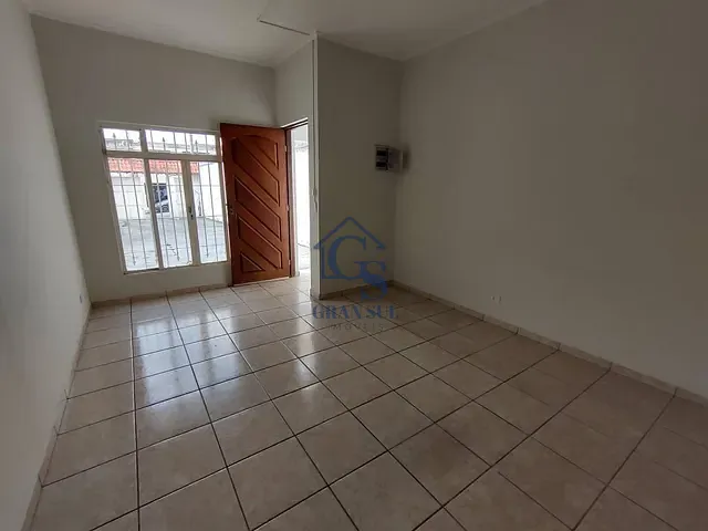 Casa com 270m² 4 quartos e 2 banheiros, à venda, no bairro Centro em Embu-Guaçu