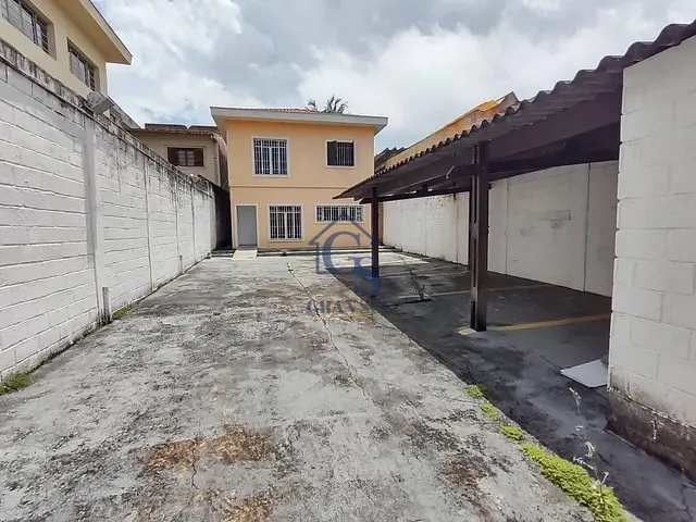 Casa com 270m² 4 quartos e 2 banheiros, à venda, no bairro Centro em Embu-Guaçu