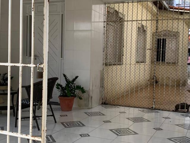 Casa 3 quartos e 2 banheiros, à venda, no bairro Suíssa em Aracaju