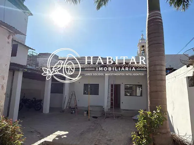 Casa 3 quartos e 2 banheiros, para alugar, no bairro Centro em Corumbá