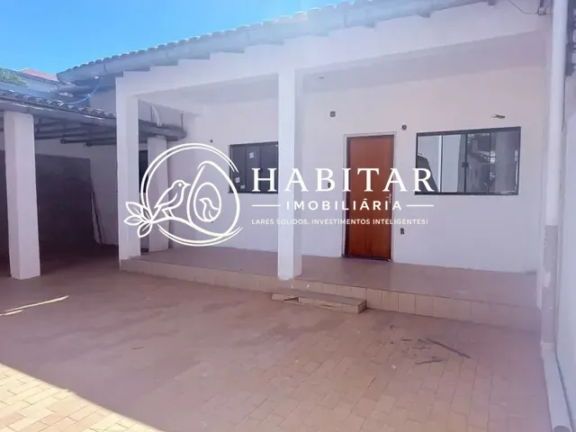 Casa 3 quartos e 1 banheiro, para alugar, no bairro Centro em Corumbá