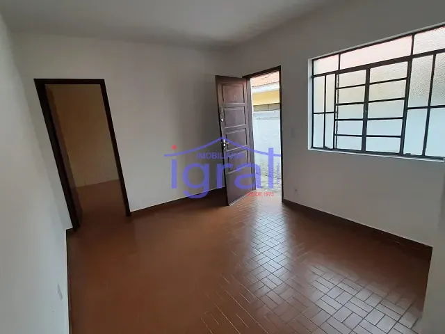 Casa 2 quartos e 1 banheiro, à venda, no bairro Jardim Itacolomi em São Paulo