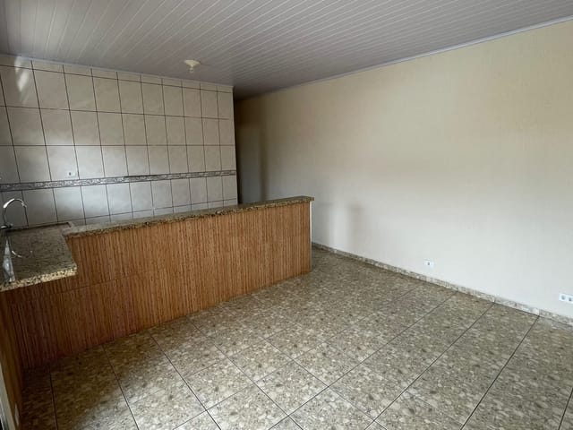 Casa 1 quarto e 1 banheiro, para alugar, no bairro Pestana em Osasco
