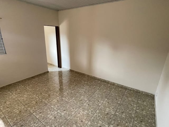 Casa 1 quarto e 1 banheiro, para alugar, no bairro Pestana em Osasco
