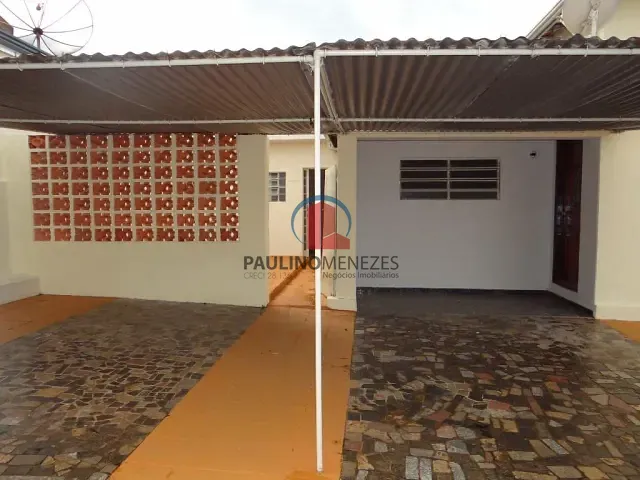 Casa com 262m² 3 quartos e 2 banheiros, para alugar, no bairro Vila Galo em Americana