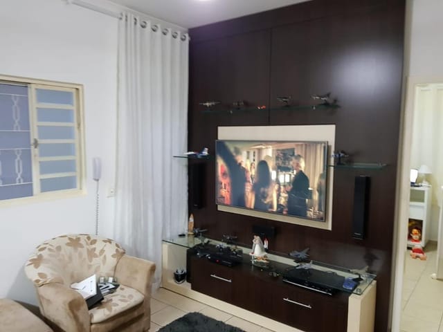 Foto do Casa - Casa com 2 dormitórios para alugar, 80 m² por R$ 1.300,00/mês - Parque Interlagos - São José dos Campos/SP | INDEPENDENCE NEGOCIOS IMOBILIARIOS LTDA