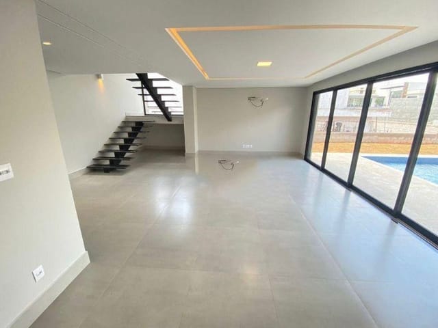 Casa com 800m² 4 quartos e 6 banheiros, à venda, no bairro Monte Alegre em Vinhedo