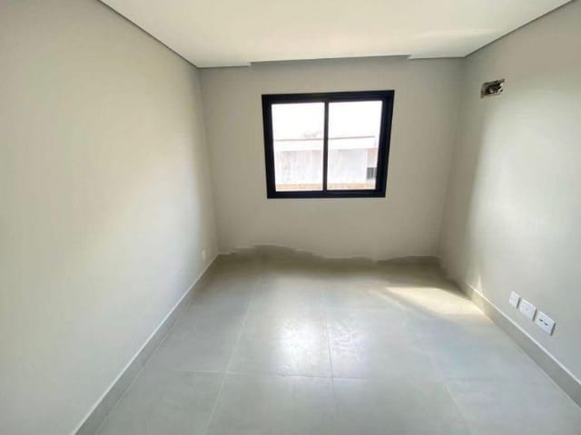 Casa com 800m² 4 quartos e 6 banheiros, à venda, no bairro Monte Alegre em Vinhedo