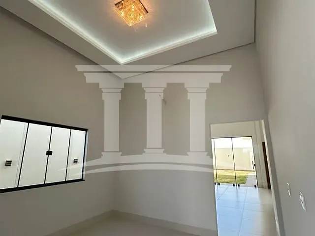 Casa com 300m² 3 quartos e 1 banheiro, à venda, no bairro Jardim Italia em Sinop