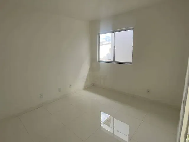 Casa 2 quartos e 1 banheiro, para alugar, no bairro Dernival Oliveira em Paulo Afonso