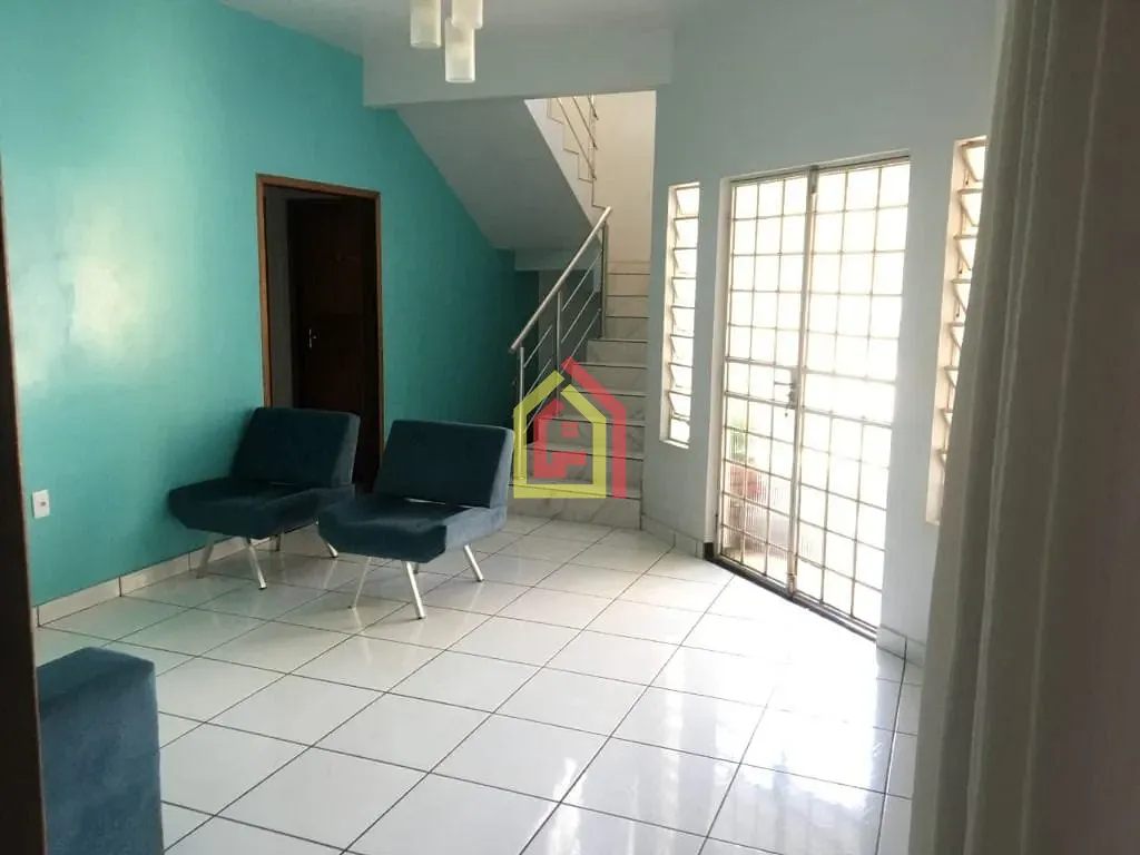 Casa à venda com 4 quartos, 1 suíte, 2 vagas e 10m² no Novo Horizonte, Marabá (PA) — foto 2 de 14