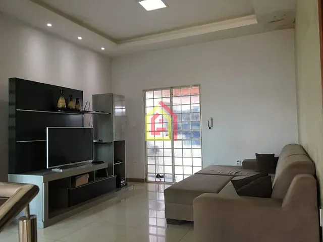 Casa com 1m² 4 quartos e 3 banheiros, à venda, no bairro Novo Horizonte em Marabá